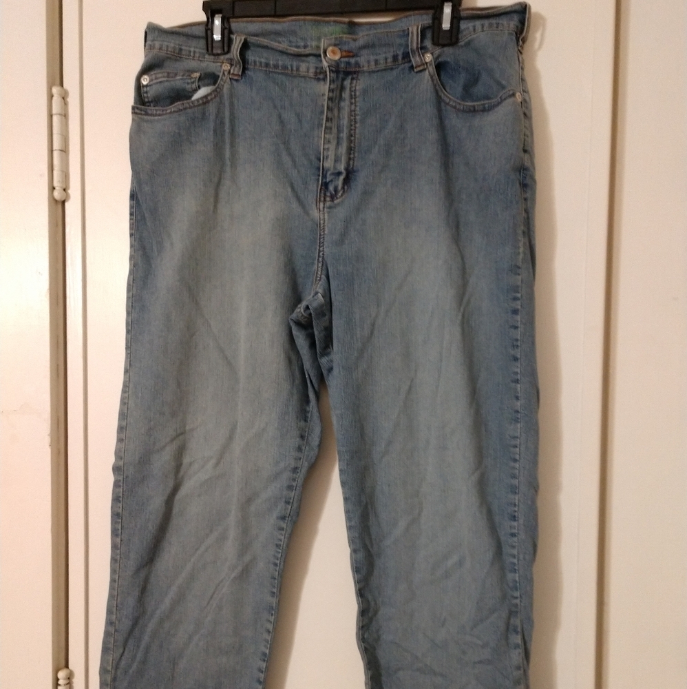 Avenue Petite Jeans